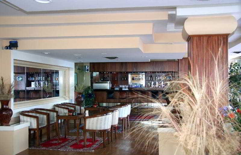 Tanjah Flandria Hotel